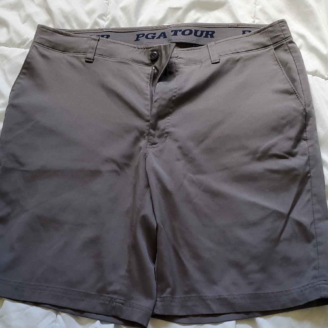 Pga Tour Men's Classic Gray Flat Front Shorts Size 36
